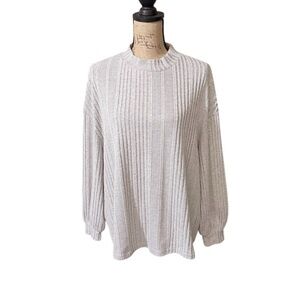 BloomChic‎ Light Gray Ribbed Sweater